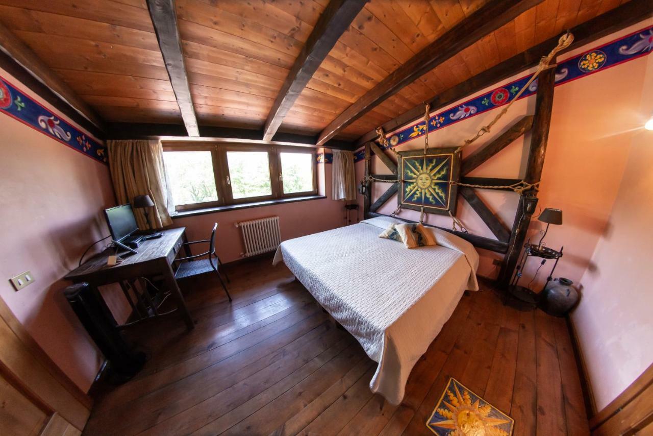 Agriturismo Mezzaluna Malchina Exterior photo